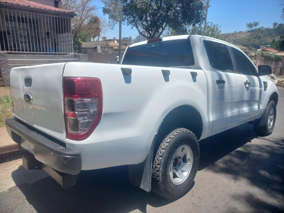 2015 FORD RANGER D-CAB 2.2 XLT DIESEL, MANUAL, WHITE COLOR