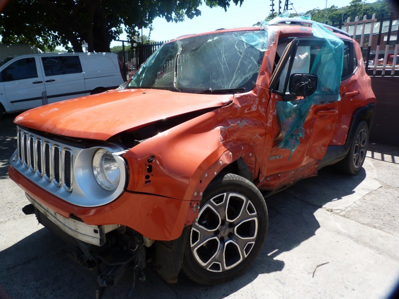 Jeep Renegade 1.4 TJET LTD Manual Orange - 2015 STRIPPING FOR SPARES - Private Seller Jeep Renegade 1.4 TJET LTD Manual Orange - 2015 STRIPPING FOR SPARES - Private Seller