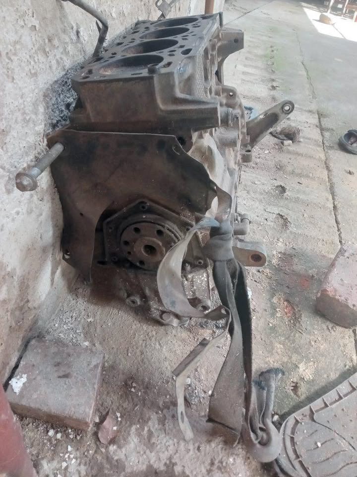Opel Astra H 1.9 Cdti Sub Assembly - Private Seller Opel Astra H 1.9 Cdti Sub Assembly - Private Seller