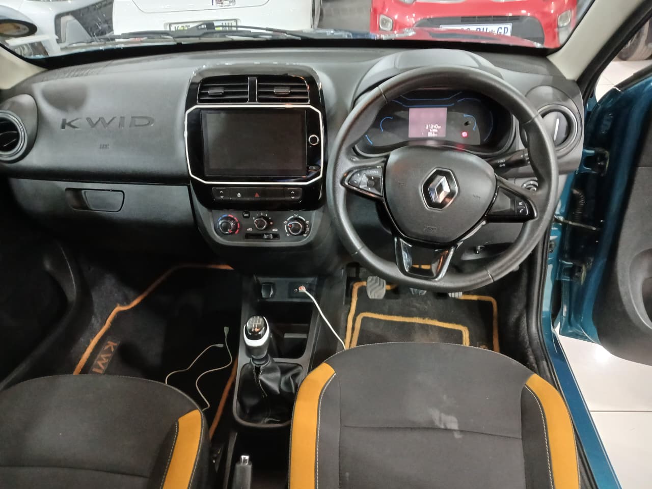 Used Renault Kwid 1.0 Dynamique - Private Seller Used Renault Kwid 1.0 Dynamique - Private Seller