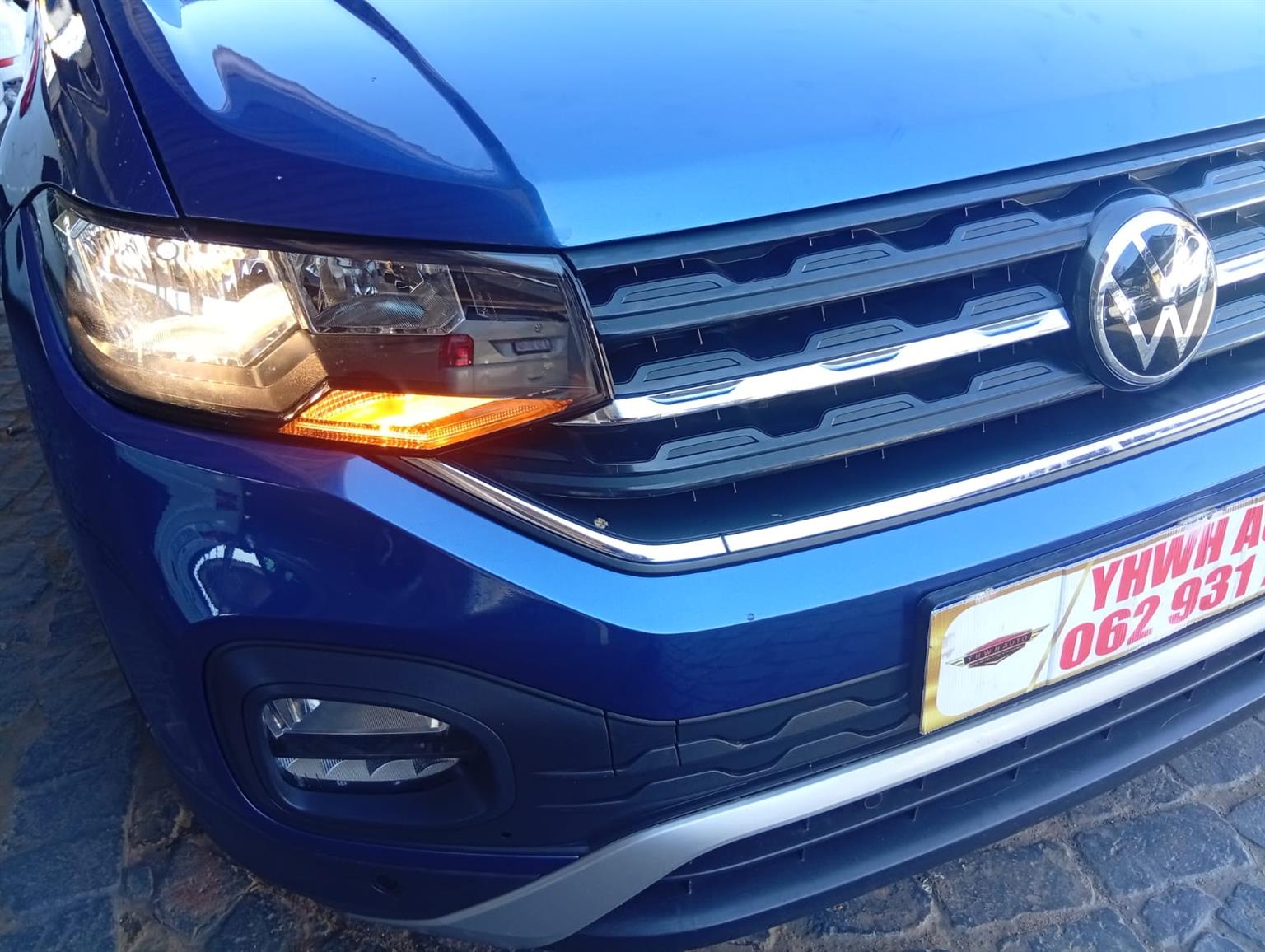 2023 Volkswagen T-Cross 1.0 TSI 85kW Comfortline  Manual 13,000km Leather Seats