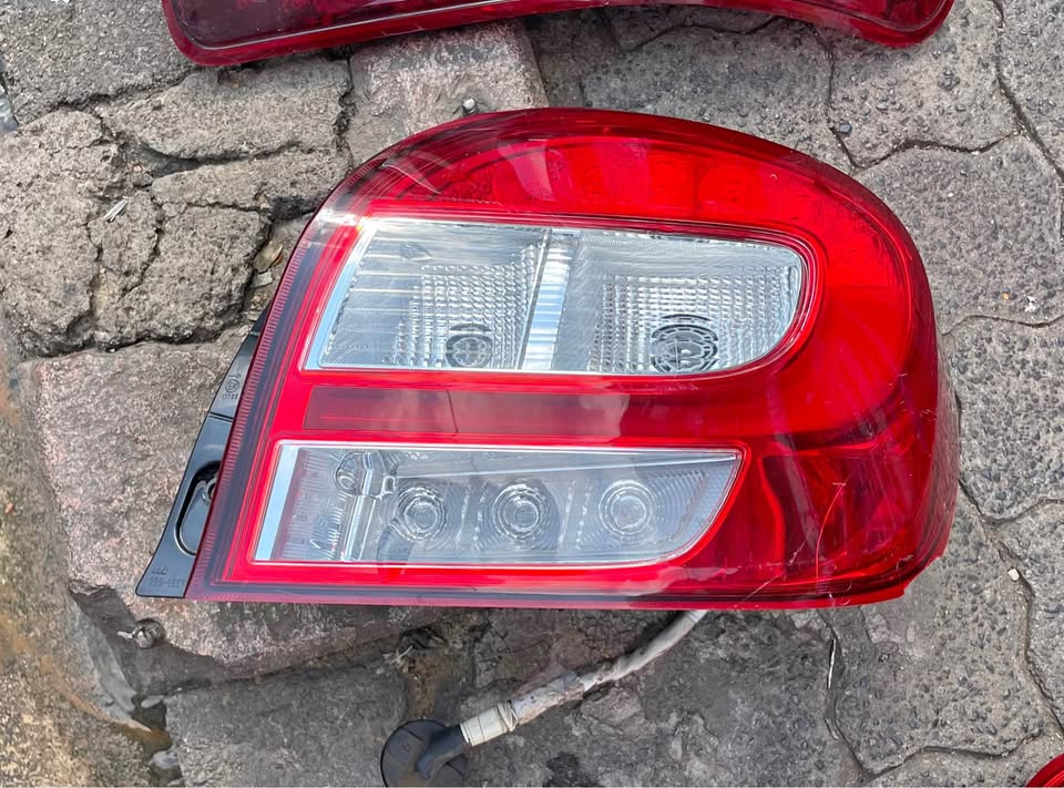 Suzuki Baleno taillight - Private Seller Suzuki Baleno taillight - Private Seller