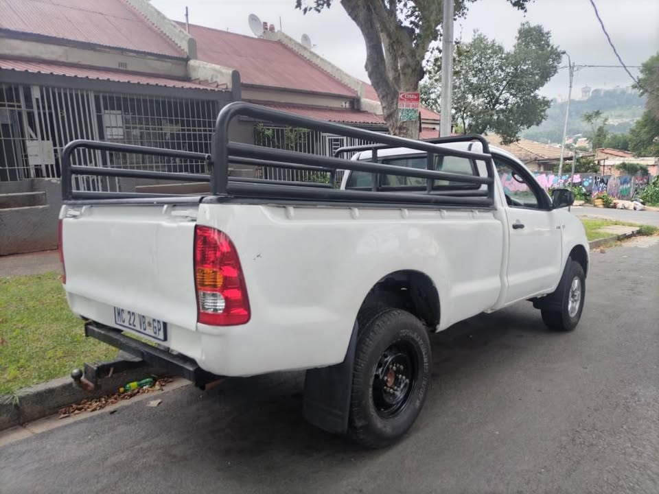 2011 Toyota hilux single cab 2.5 d4d 4X4