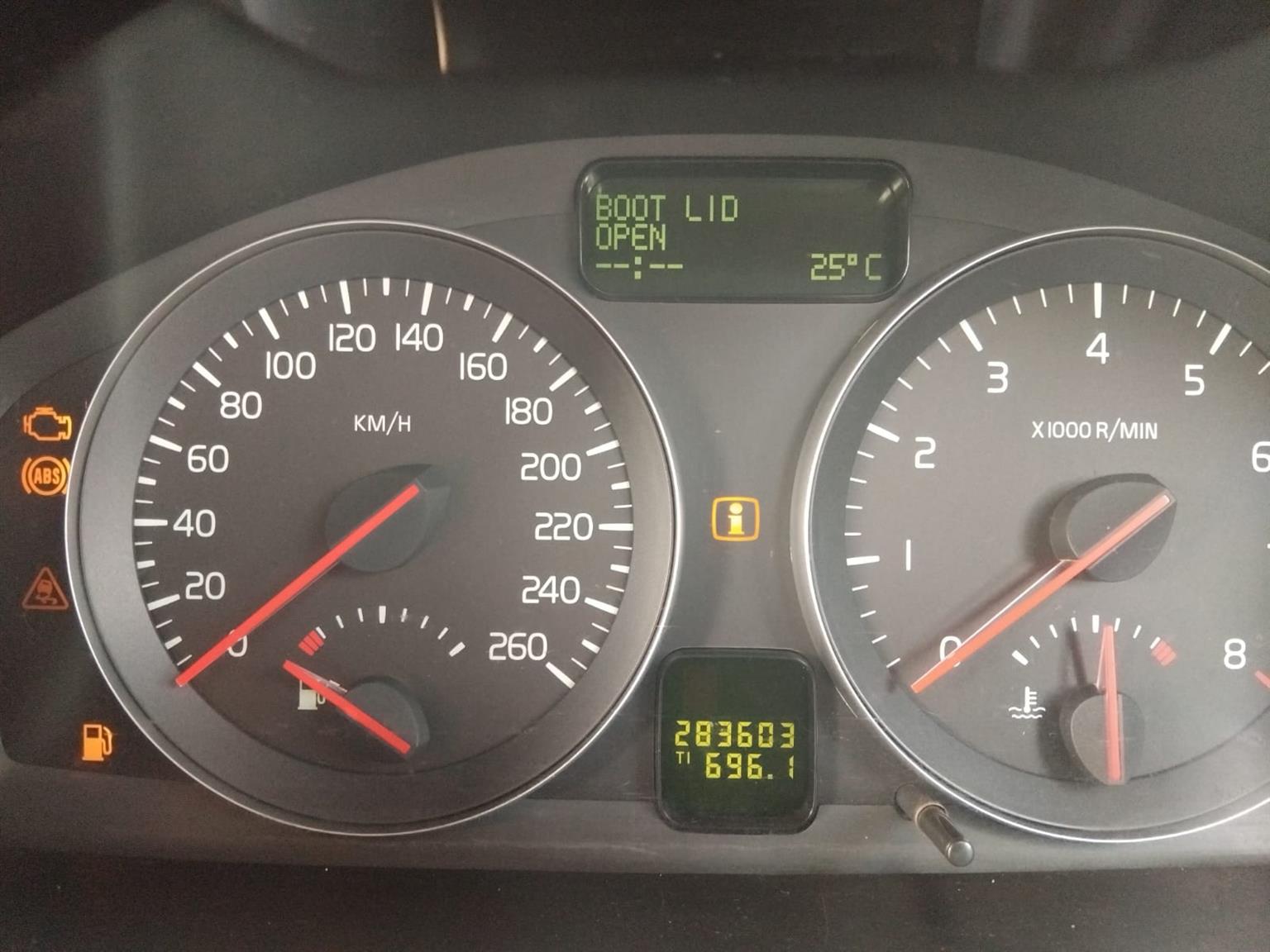 Used 2009 Volvo S40 2.0 - Private Seller Used 2009 Volvo S40 2.0 - Private Seller