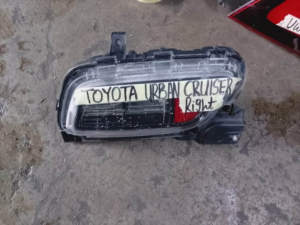 Toyota urban cruiser right Light - Private Seller Toyota urban cruiser right Light - Private Seller