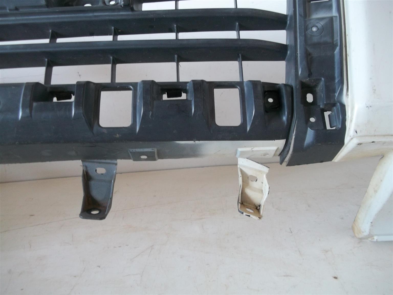 Mitsubishi Pajero Gen4 '15-'23 front bumper - Private Seller Mitsubishi Pajero Gen4 '15-'23 front bumper - Private Seller