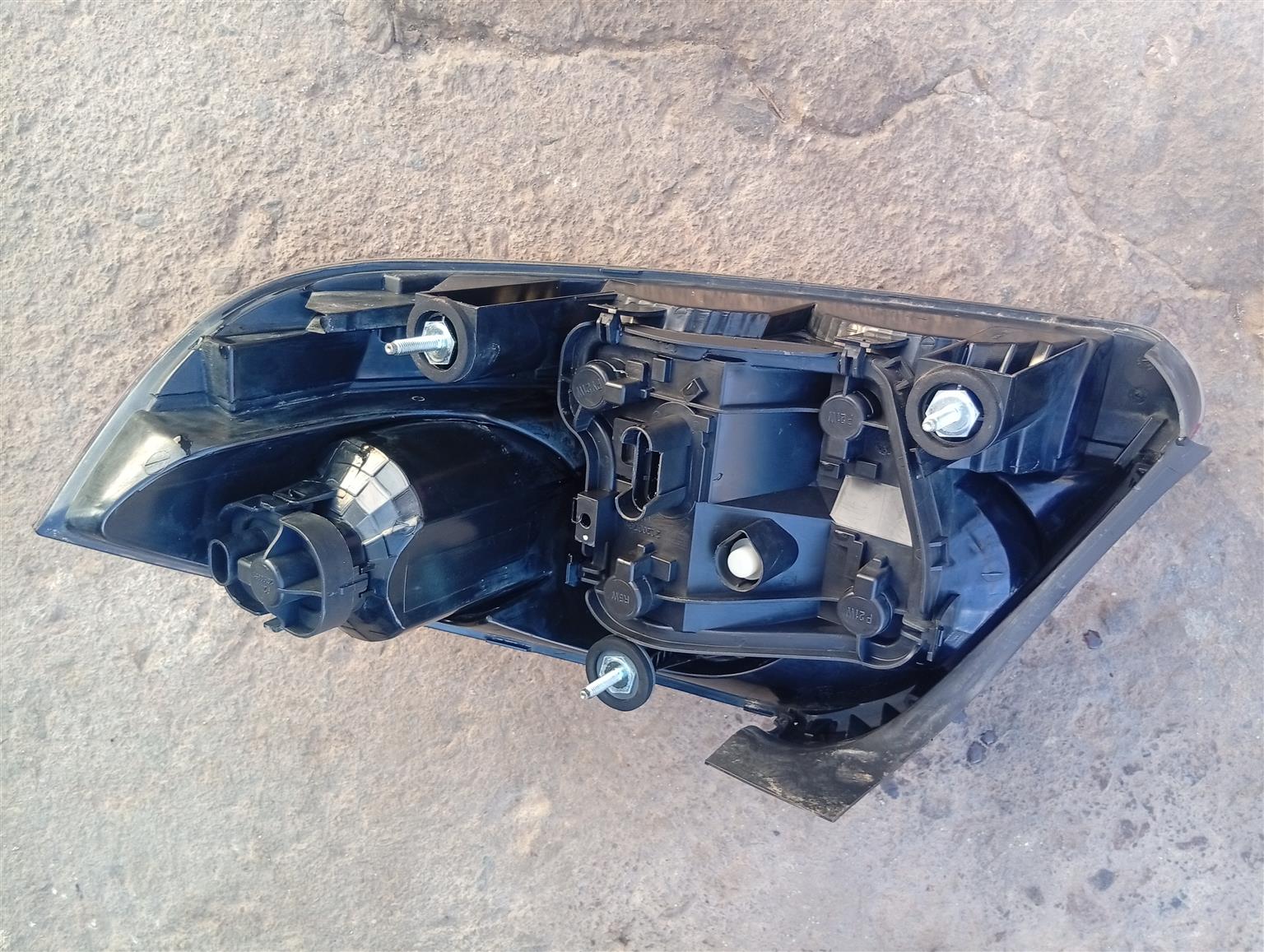 Fiat linea left tail light for sale - Private Seller Fiat linea left tail light for sale - Private Seller