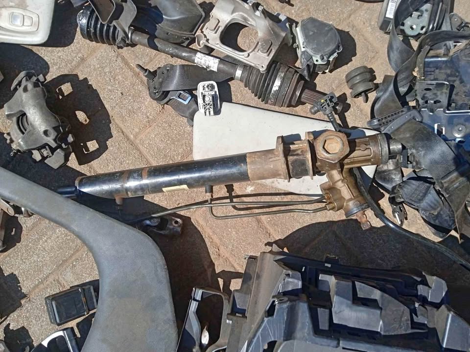 Renault Clio 4 used parts - Private Seller Renault Clio 4 used parts - Private Seller