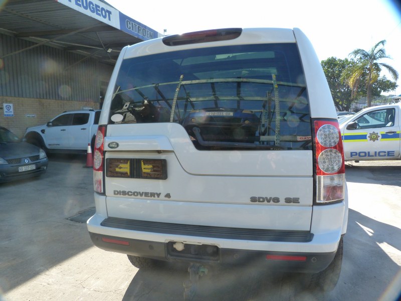 Land Rover Discovery4 3.0 SD V6 SE AT White - 2011 STRIPPING FOR SPARES - Private Seller Land Rover Discovery4 3.0 SD V6 SE AT White - 2011 STRIPPING FOR SPARES - Private Seller