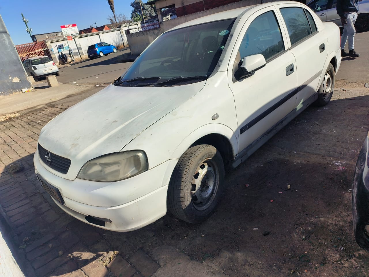 Car Spares and Parts - Cars for Stripping - Opel