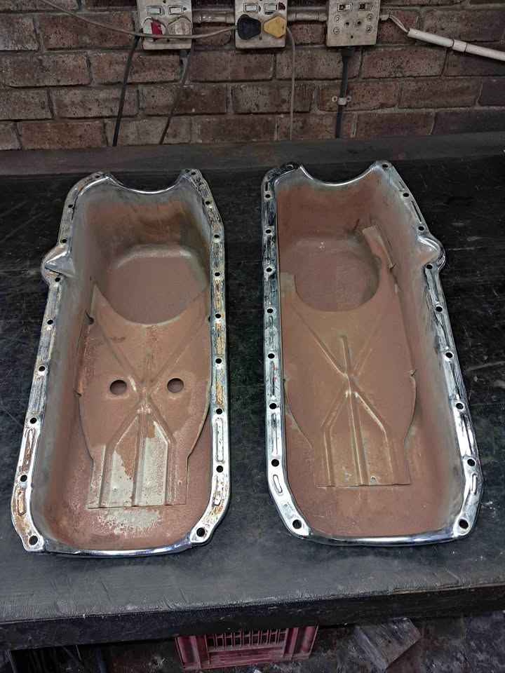 Chevy 350 Chrome sumps and valve covers