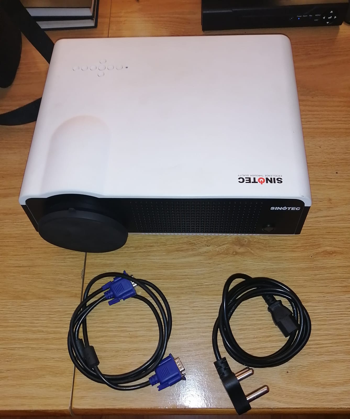 Sinotec Projector - Like brand new.