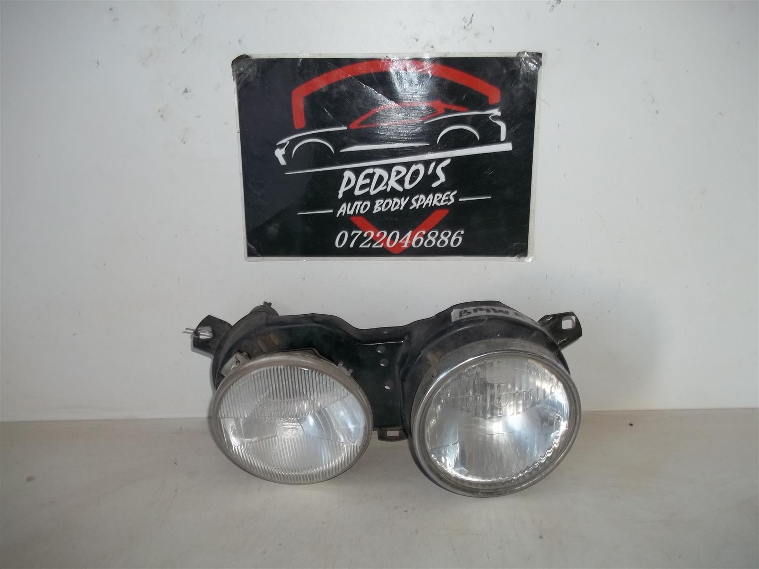 BMW E30 '82-'83 left headlight - Private Seller BMW E30 '82-'83 left headlight - Private Seller