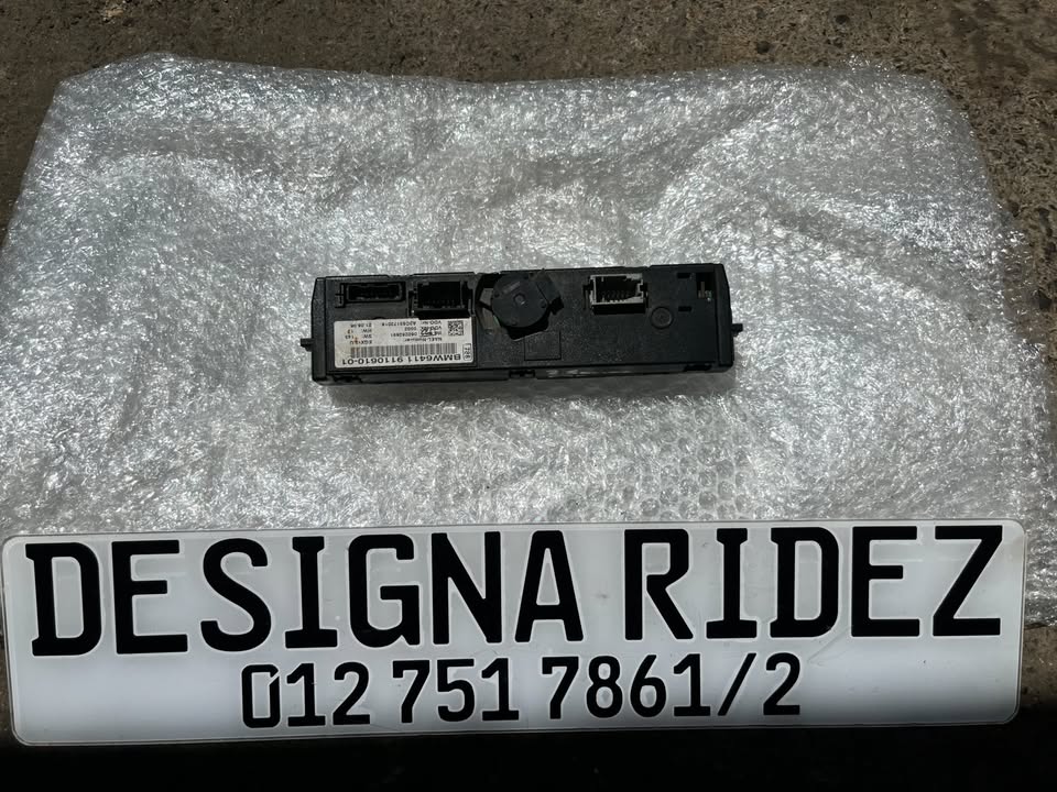 BMW E90 CLIMATE CONTROL SWITCH PANEL (DUAL CLIMATE CONTROL) AVAILABLE. - Private Seller BMW E90 CLIMATE CONTROL SWITCH PANEL (DUAL CLIMATE CONTROL) AVAILABLE. - Private Seller