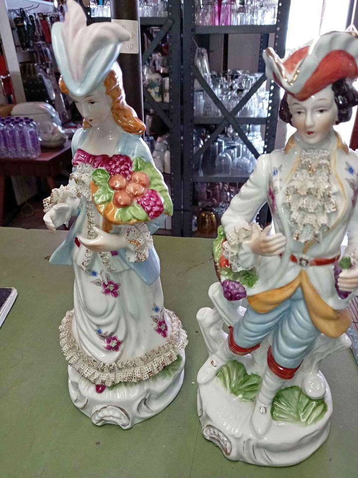 The Leonardo da Vinci Collection (Fine porcelain) 2 Pieces The Leonardo da Vinci Collection (Fine porcelain) 2 Pieces
