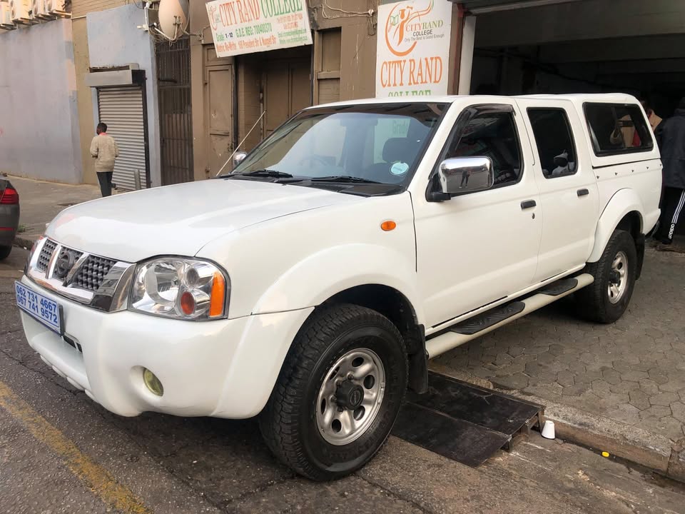 2012 Nissan np300 2.0 hardbody