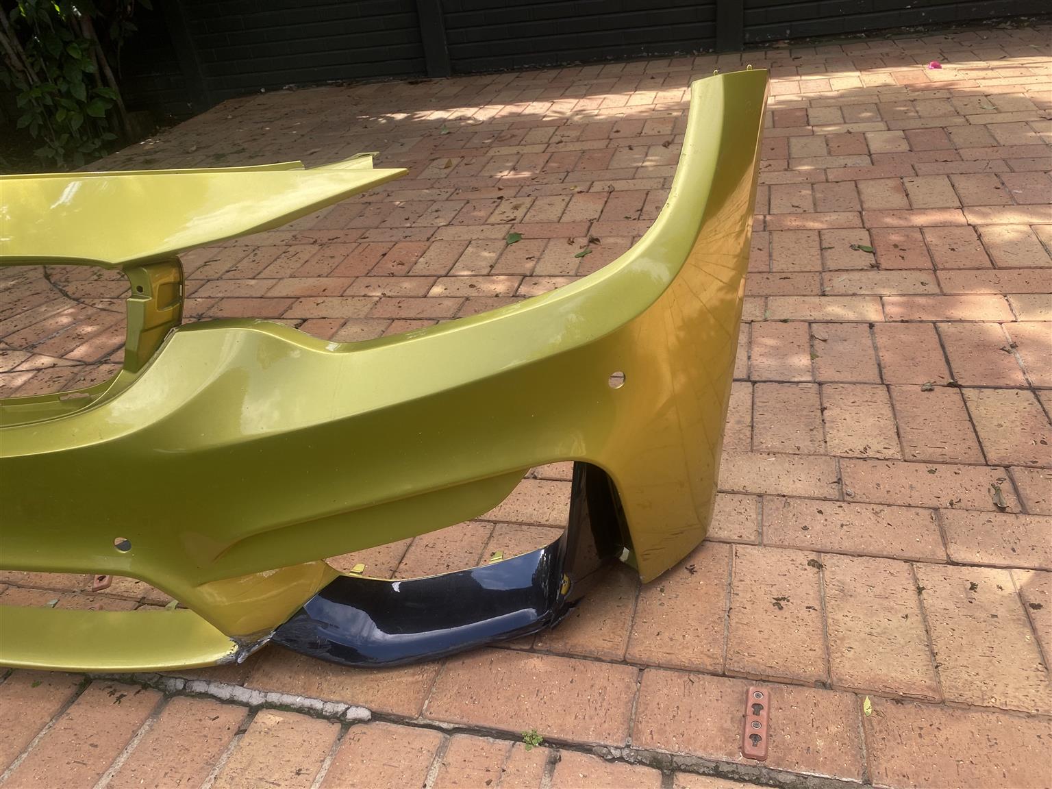 2019 BMW M4 F80/F82/F83 FRONT BUMPER FOR SALE. IN EXCELLENT CONDITION - Private Seller 2019 BMW M4 F80/F82/F83 FRONT BUMPER FOR SALE. IN EXCELLENT CONDITION - Private Seller