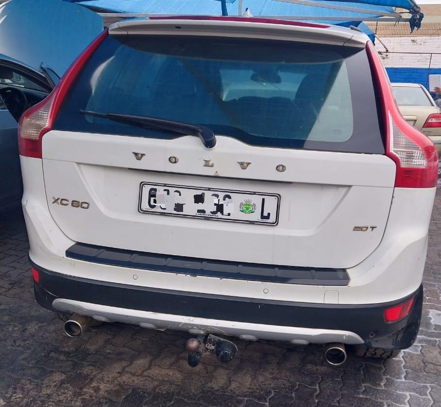 Volvo XC60 2011 T4 Stripping for Spares - Private Seller