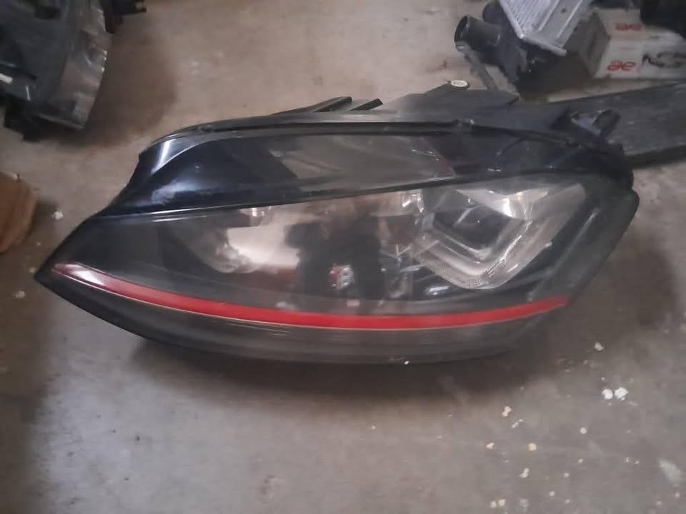 2013-2016 VW GOLF 7 GTI LEFT SIDE COMPLETE HEADLIGHT FOR SALE