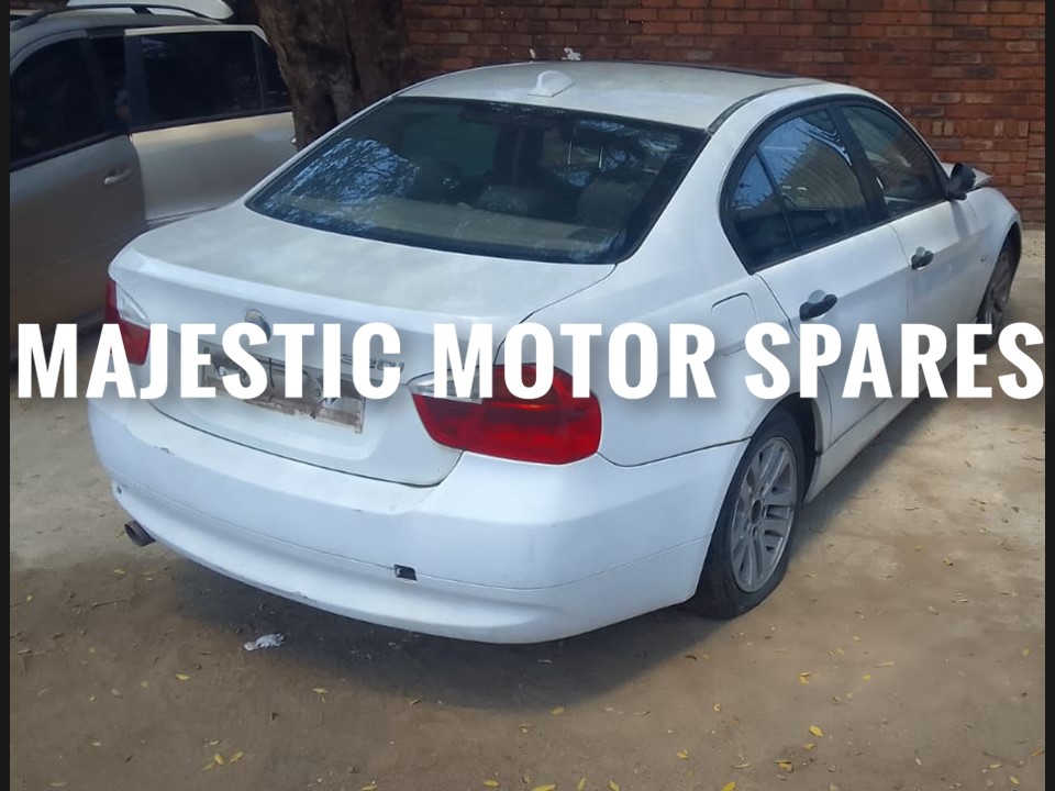 2008 BMW 320i spares parts used for sale- White - Private Seller 2008 BMW 320i spares parts used for sale- White - Private Seller