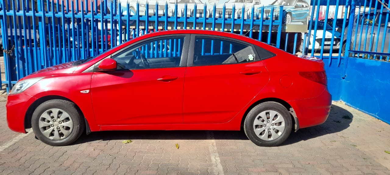 2017 Hyundai Accent 1.6 manual
