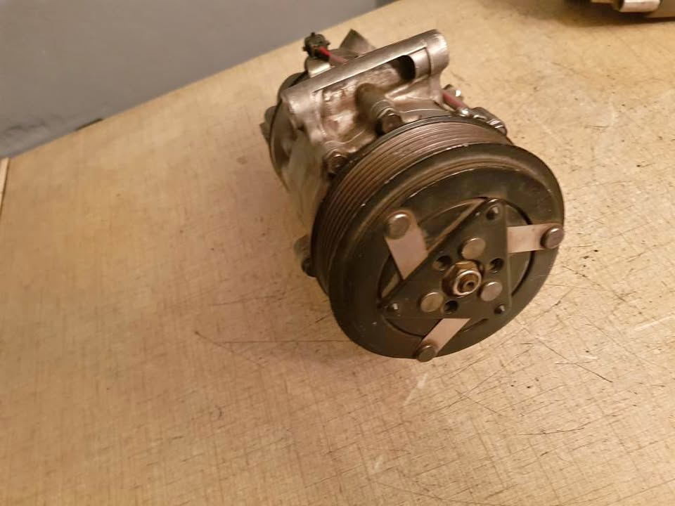 RENAULT TRIBER OR KIGER AIRCON PUMP FORSALE - Private Seller