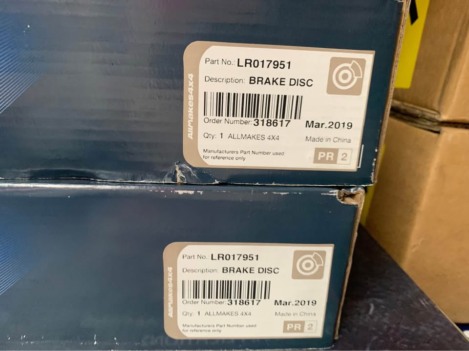 Land Rover defender front brake discs - Private Seller Land Rover defender front brake discs - Private Seller