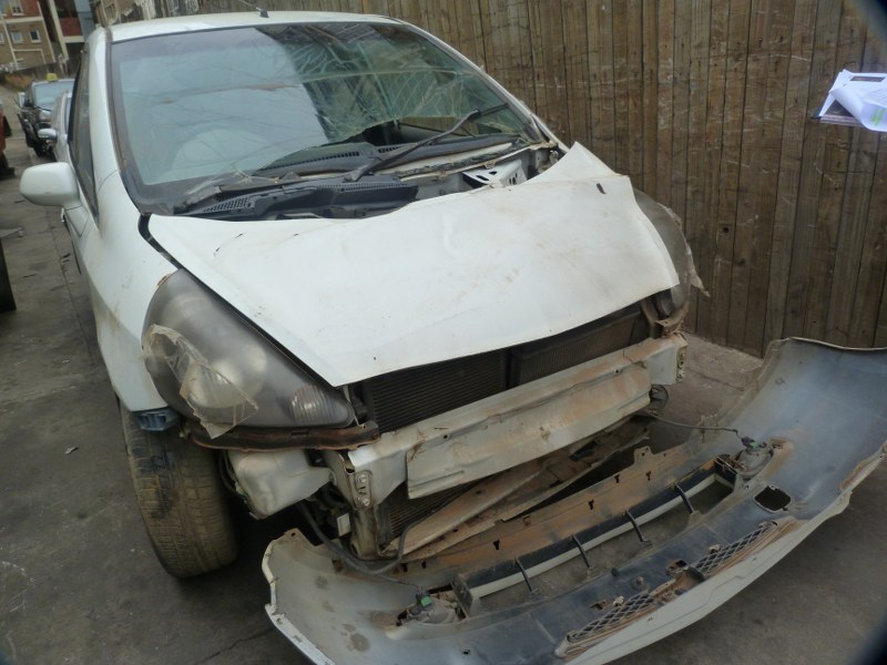 Honda Jazz 1.5i VTec EX AT White - 2010 STRIPPING FOR SPARES - Private Seller Honda Jazz 1.5i VTec EX AT White - 2010 STRIPPING FOR SPARES - Private Seller