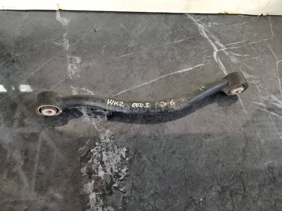3.6 Control Arm | Jeep Grand Cherokee WK2 - Private Seller 3.6 Control Arm | Jeep Grand Cherokee WK2 - Private Seller