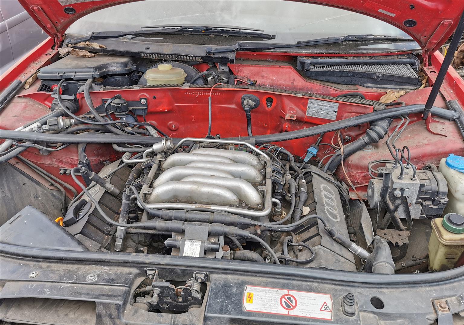 Audi A4 2.6 V6- Stripping for Spares