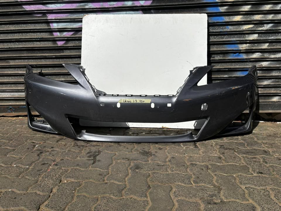 Lexus IS 250 Front Bumper Shel - Private Seller Lexus IS 250 Front Bumper Shel - Private Seller