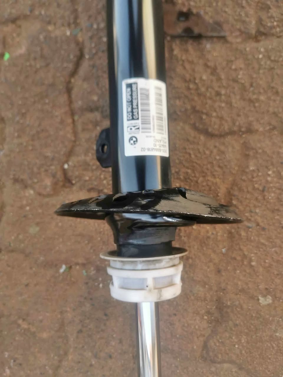 BMW F40 right front shock 2019 to 2021 - Private Seller BMW F40 right front shock 2019 to 2021 - Private Seller