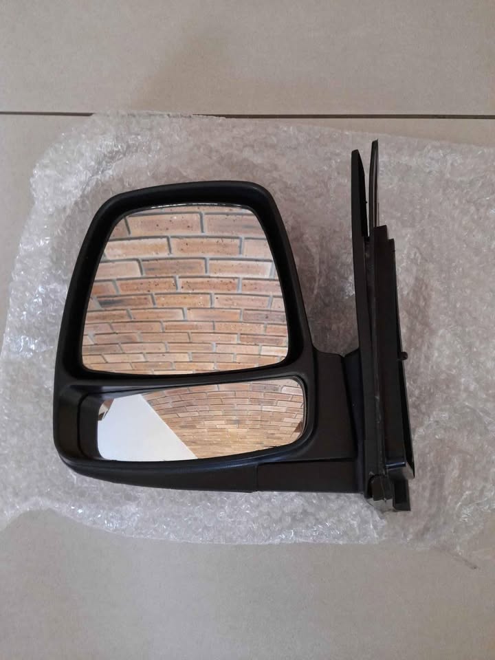 KIA K2700 2006/11 ONWARDS BRAND NEW DOOR MIRRORS FORSALE