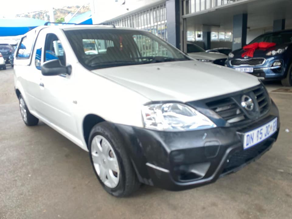 2016 NISSAN NP200 1.6 CANOPY MANUAL