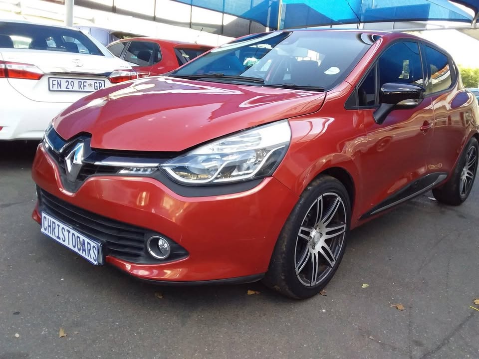 2013 model Renault Clio 4 700T