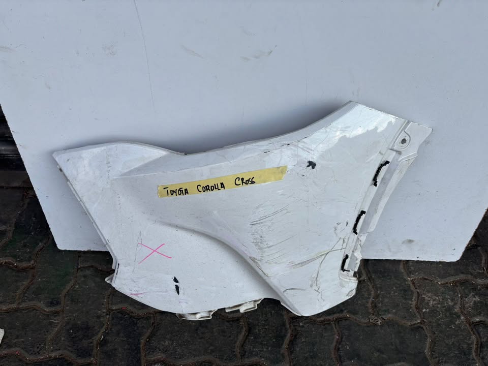 Toyota Corolla Cross Fender - Private Seller Toyota Corolla Cross Fender - Private Seller