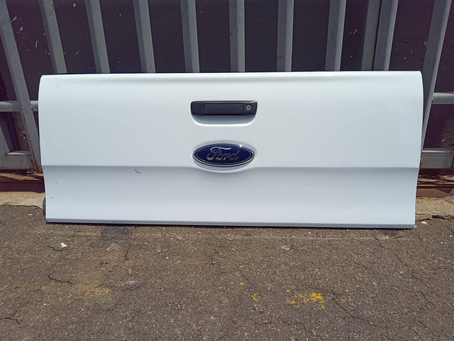 Ford Ranger T7 Tailgate - Private Seller Ford Ranger T7 Tailgate - Private Seller