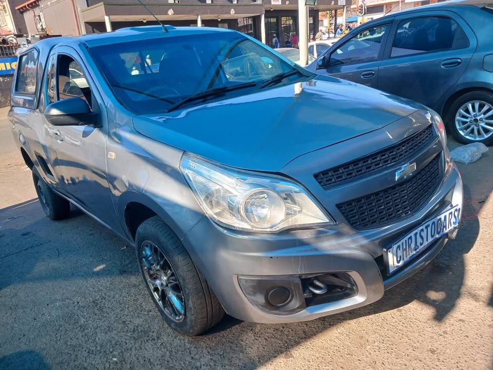2013 model Chevrolet utility Canopy manual transmission petrol 1.4 engine capacity mileage