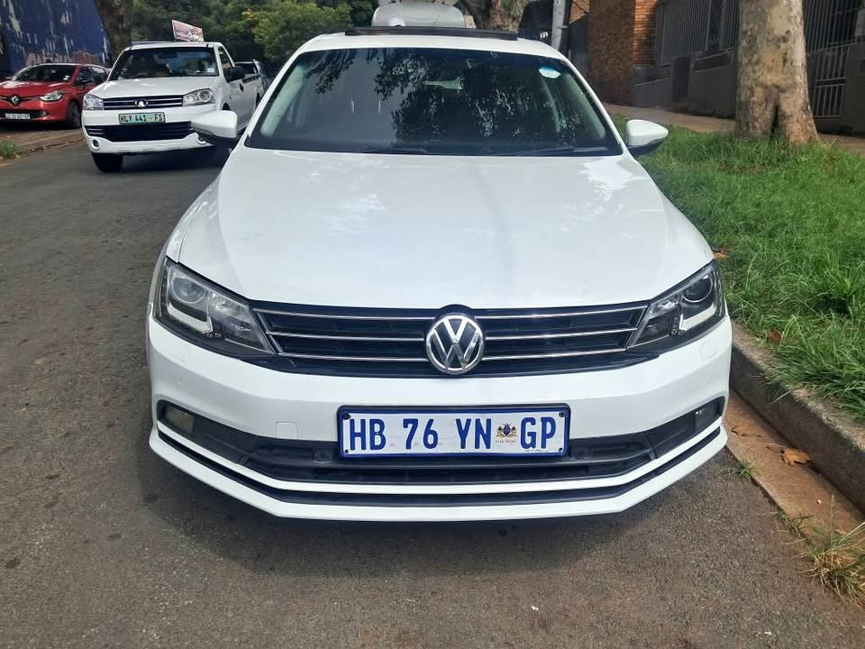 Jetta 7 1.4 Tsi Blue motion 2017 Automatic kilometers 81 000 for sale