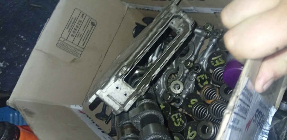 Nissan ZD30 head spares