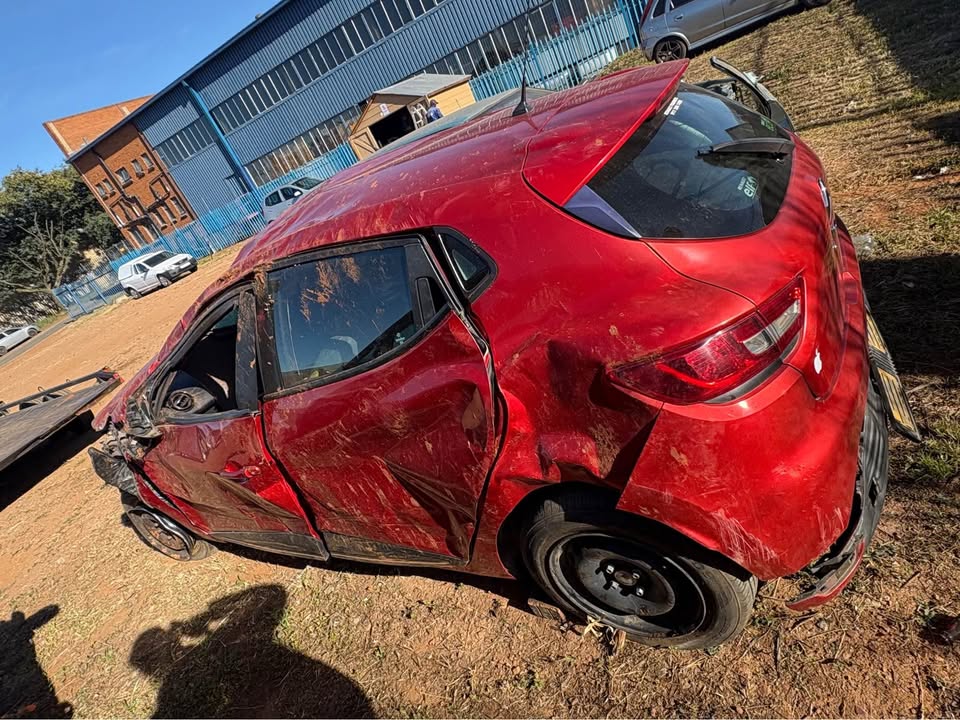 Renault Clio 2018 h4ba stripping for spares - Private Seller Renault Clio 2018 h4ba stripping for spares - Private Seller