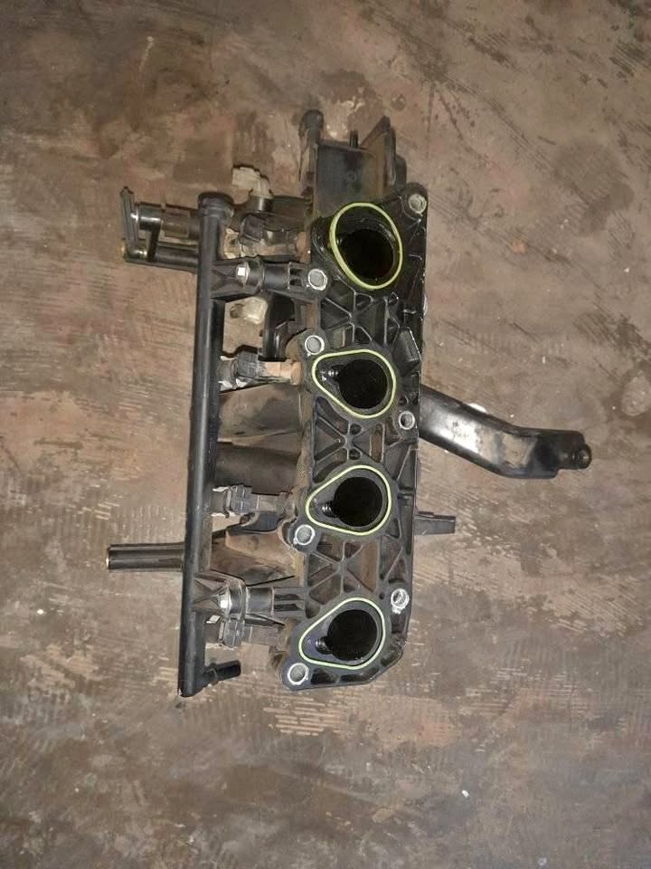 NISSAN NP200 INTAKE MANIFOLD AVAILABLE - Private Seller NISSAN NP200 INTAKE MANIFOLD AVAILABLE - Private Seller