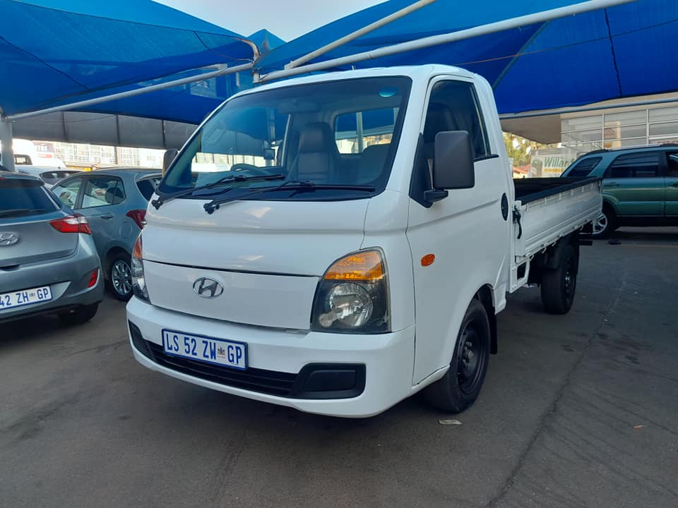 2009 HYUNDAI H-100 2.6 MANUAL
