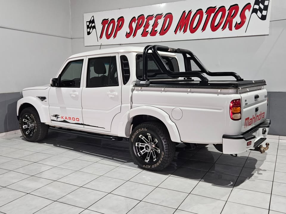 2022 Mahindra Pik Up 2.2CRDe Double Cab 4x4 S11 Karoo