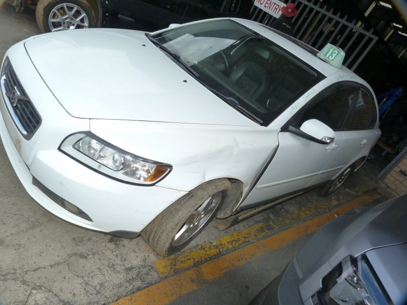 Volvo S40 2.0 Manual B4204S3 White - 2008 SPARESBOYZ STRIPPING FOR SPARES - Private Seller Volvo S40 2.0 Manual B4204S3 White - 2008 SPARESBOYZ STRIPPING FOR SPARES - Private Seller