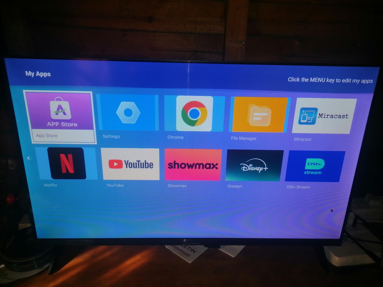 New Supersonic 32 inch smart tv New Supersonic 32 inch smart tv