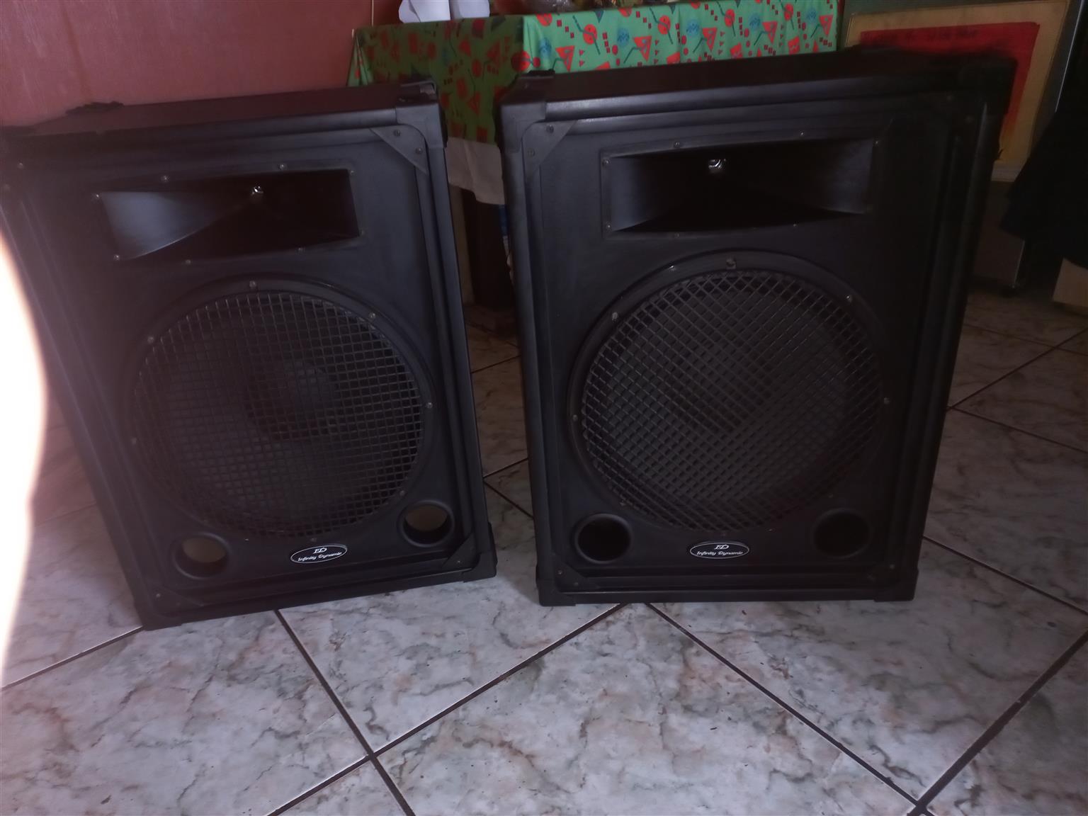 Verkoop infinity dynamic 15 inch speakers
