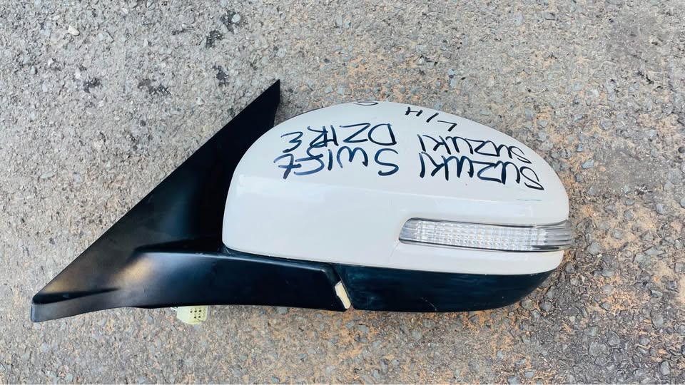 Suzuki Swift side mirror - Private Seller Suzuki Swift side mirror - Private Seller