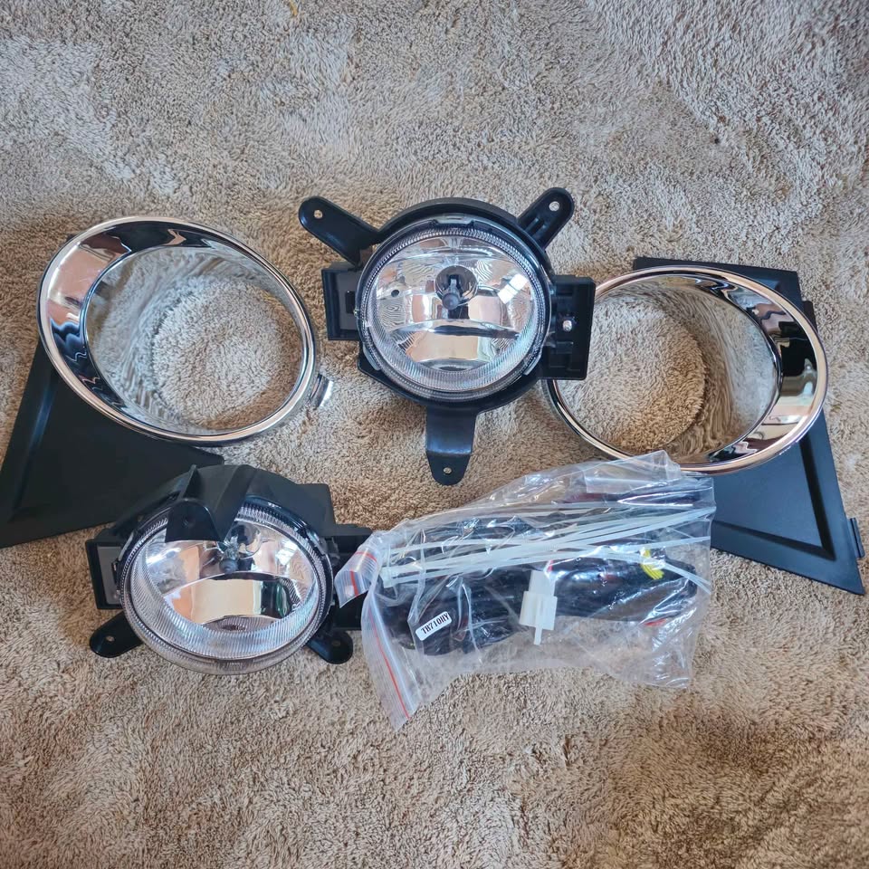 Chevrolet Spark Fog lights set - Private Seller Chevrolet Spark Fog lights set - Private Seller
