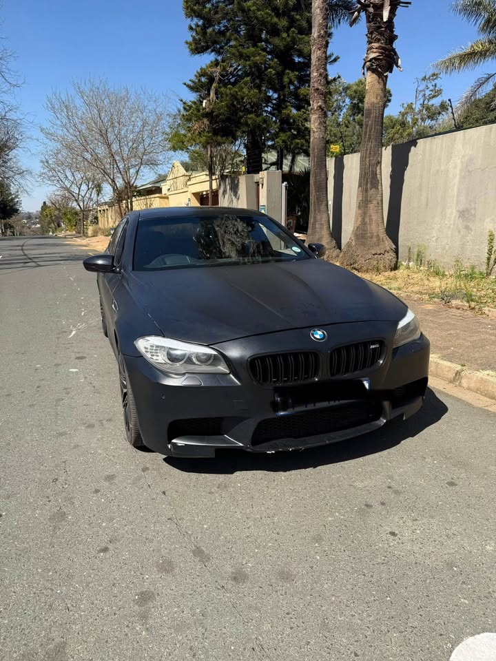 2012 BMW M5 DCT FOR SALE - Private Seller 2012 BMW M5 DCT FOR SALE - Private Seller